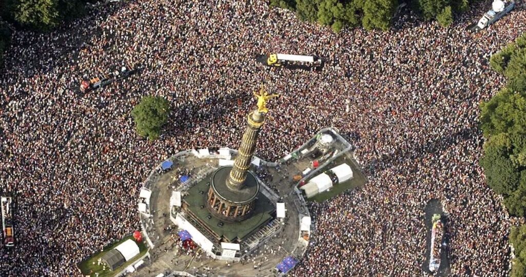 rave the planet love parade